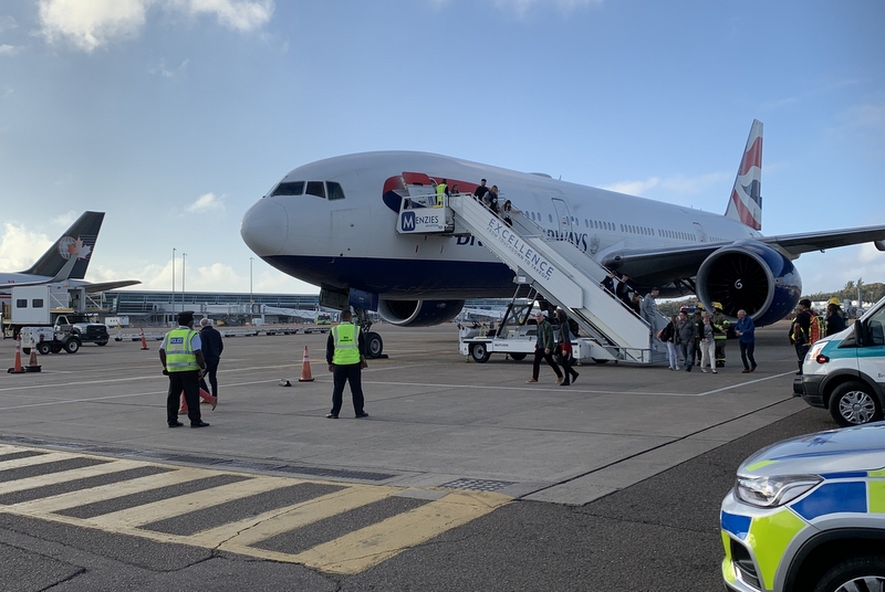 Aircraft Lands Safely After Diverting To Bermuda - Bernews