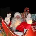 Photos: 2011 Christmas Santa Parade