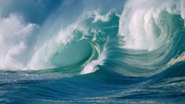 ocean waves tsunami