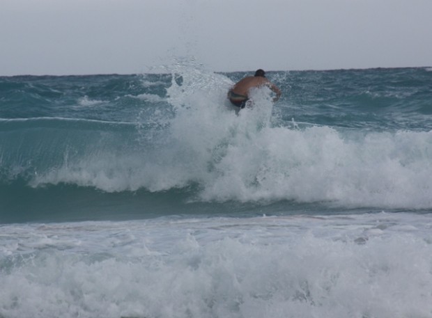 bermuda surfers aug 2010 (2)