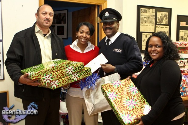 Police Gifts Dec 20 10-1_wm