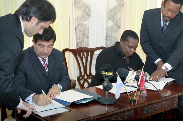 Photo 1 - TIEA Signing with Argentina