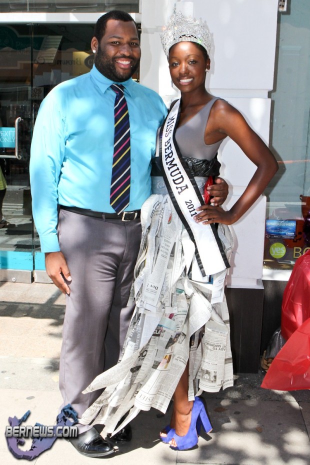 Miss Bermuda Jana Outerbridge Rag Mannequin September 21 2011-3_wm
