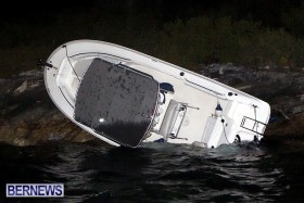 Rescue After Boat Runs Aground, Bermuda April 14 2013 (3)