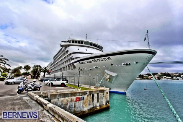 seven seas navigator cruise ship bermuda 2013-001