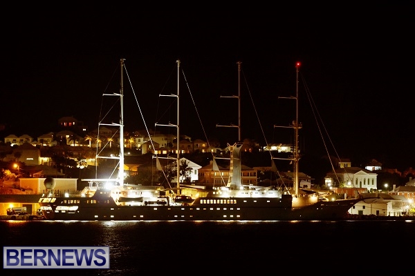 windstar-cruise-at-night