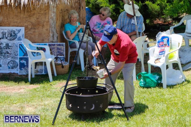 Bermuda Onion Day April 1 2013-2