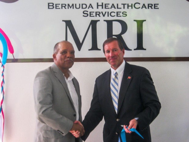 Bermuda HealthCare Services Open House September 2013 (16)