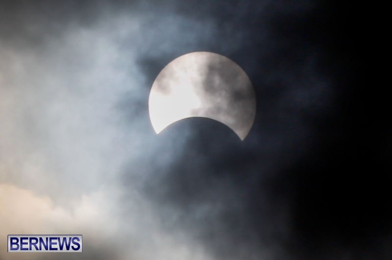 Bermuda-Solar-Eclipse-November-3-2013-19