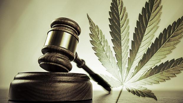 marijuana_legal_gavel_620x350