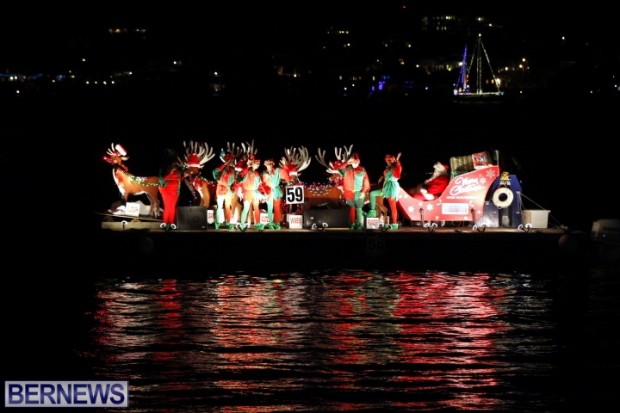 xmas boat parade bermuda 2013 (3)