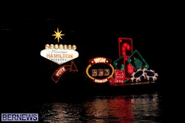 xmas boat parade bermuda 2013 (5)