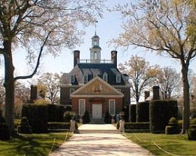 300px-Backpalace_Williamsburg_Virginia_crop