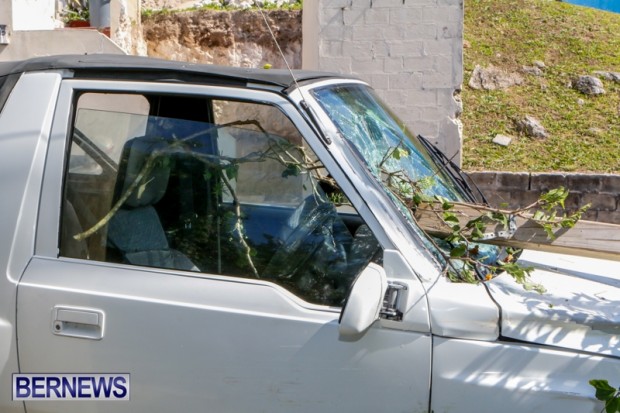 Car Accident Bermuda, April 19 2014-6