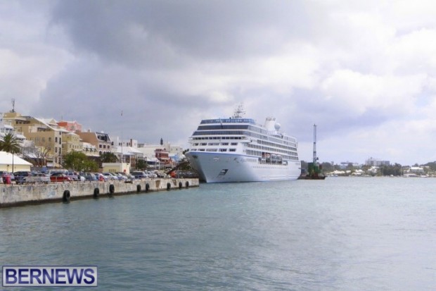 Regatta Cruise Ship in Bermuda 2014 (4)
