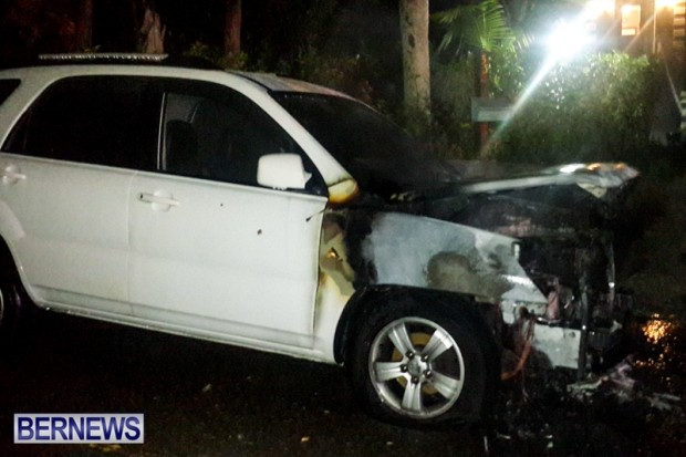 Car Fire Bermuda, June 23 2014-6
