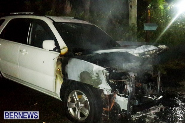 Car Fire Bermuda, June 23 2014-7