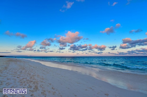 Bermuda sunset Elbow Beach generic 543