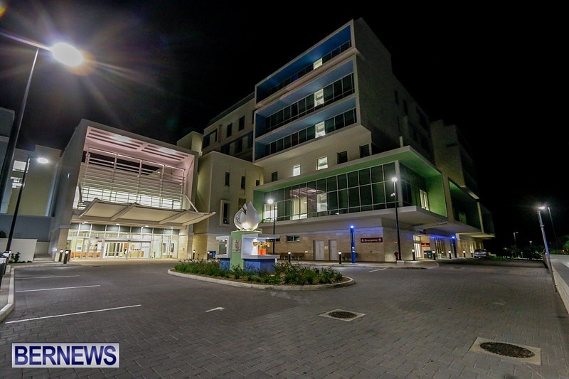 King Edward Memorial Hospital KEMH Acute Care Wing Emergency Department Bermuda, September 13 2014 (2)