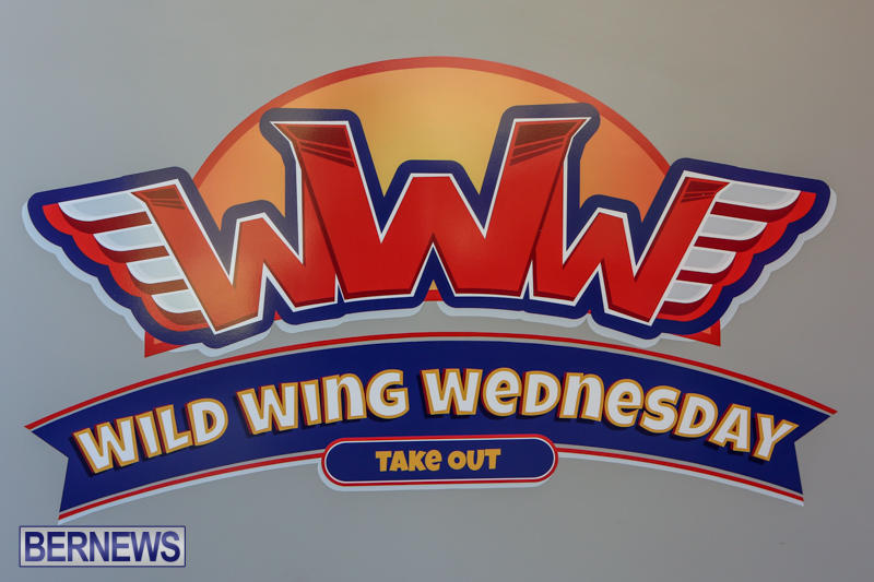 Wild Wing Wednesday Bermuda, November 4 2014-5