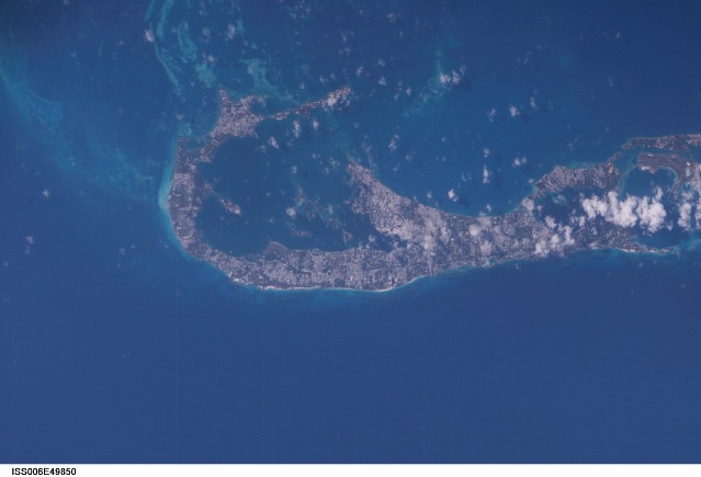 bermuda-islands-from-space-picture-1