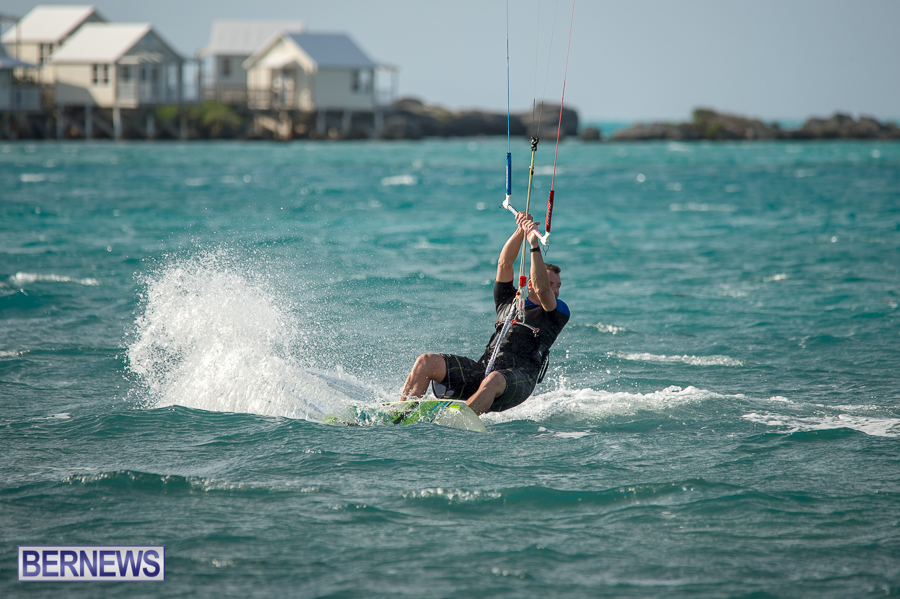 Bermuda-Kite-Surfers-2014-Dec-34