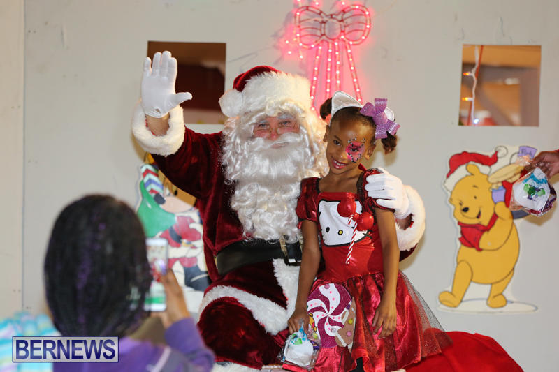 St-Georges-Santa-Claus-Parade-Bermuda-December-13-2014-118