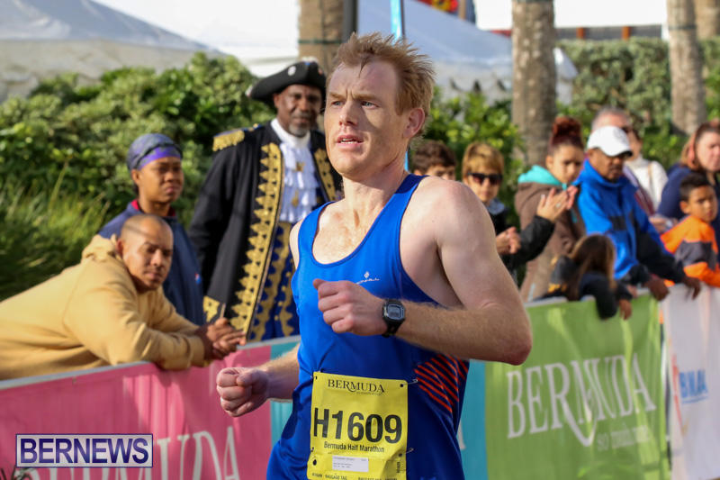 Race-Weekend-Marathon-Finish-Line-Bermuda-January-18-2015-25