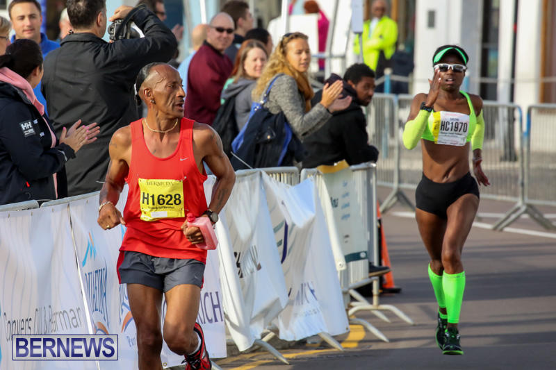 Race-Weekend-Marathon-Finish-Line-Bermuda-January-18-2015-42