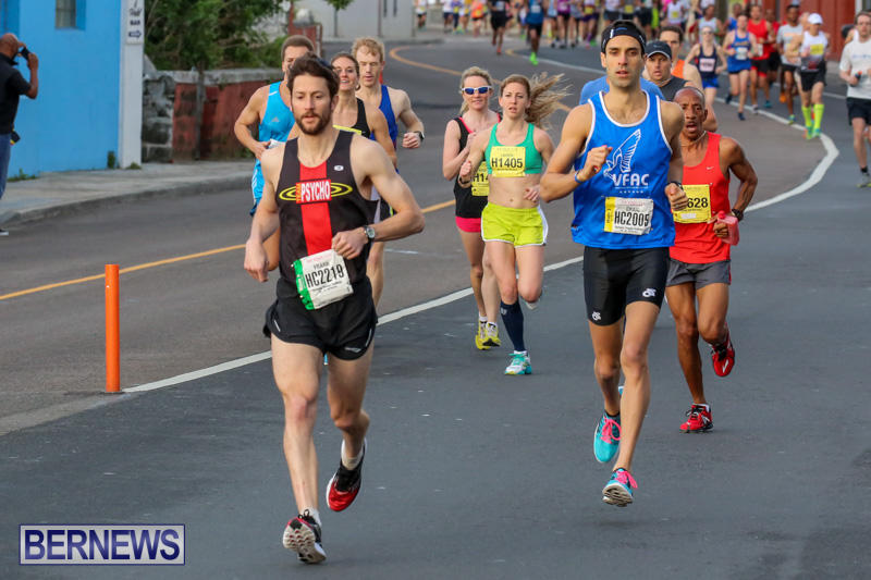 Race-Weekend-Marathon-Start-Bermuda-January-18-2015-13