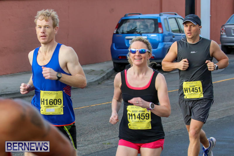 Race-Weekend-Marathon-Start-Bermuda-January-18-2015-20