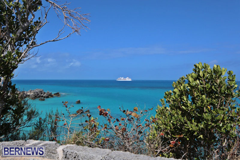 seven seas cruise ship in Bermuda April 2015 (1)