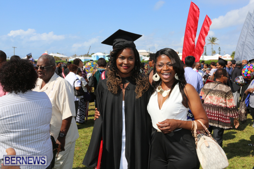 bermuda-college-graduation-2015-15