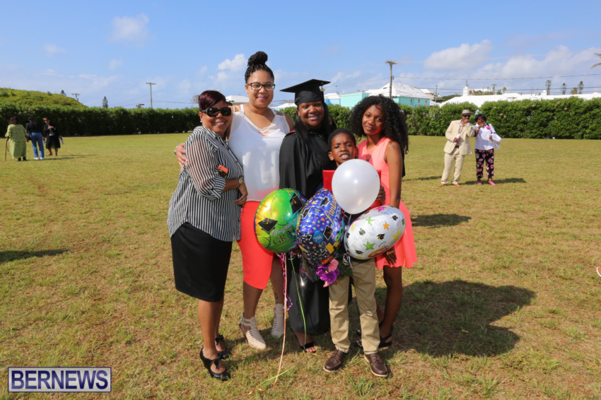 bermuda-college-graduation-2015-20