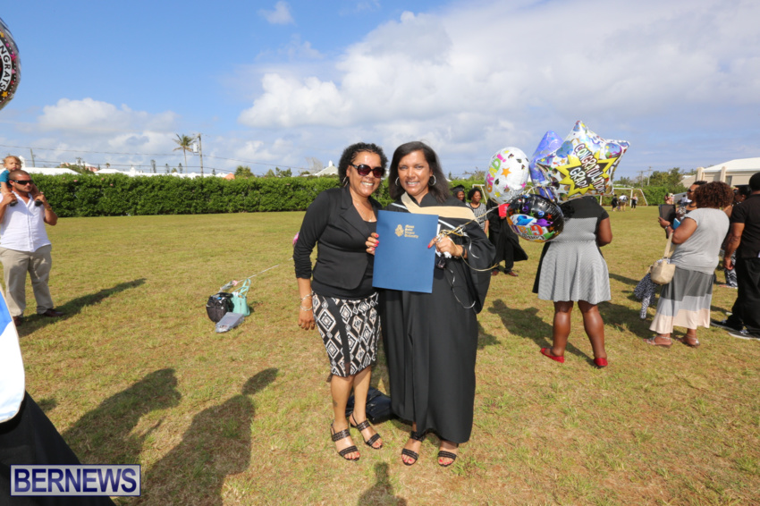 bermuda-college-graduation-2015-25