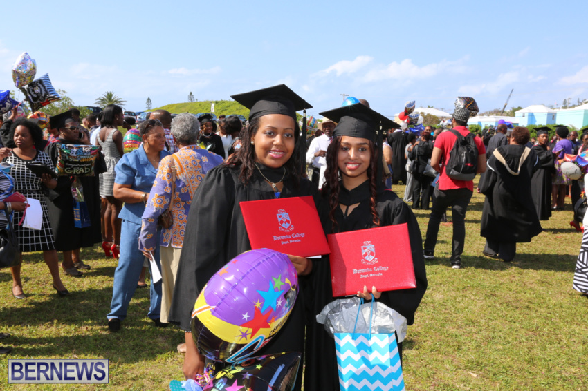 bermuda-college-graduation-2015-7