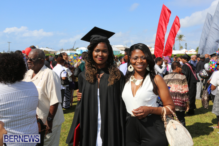 bermuda-college-graduation-2015-8