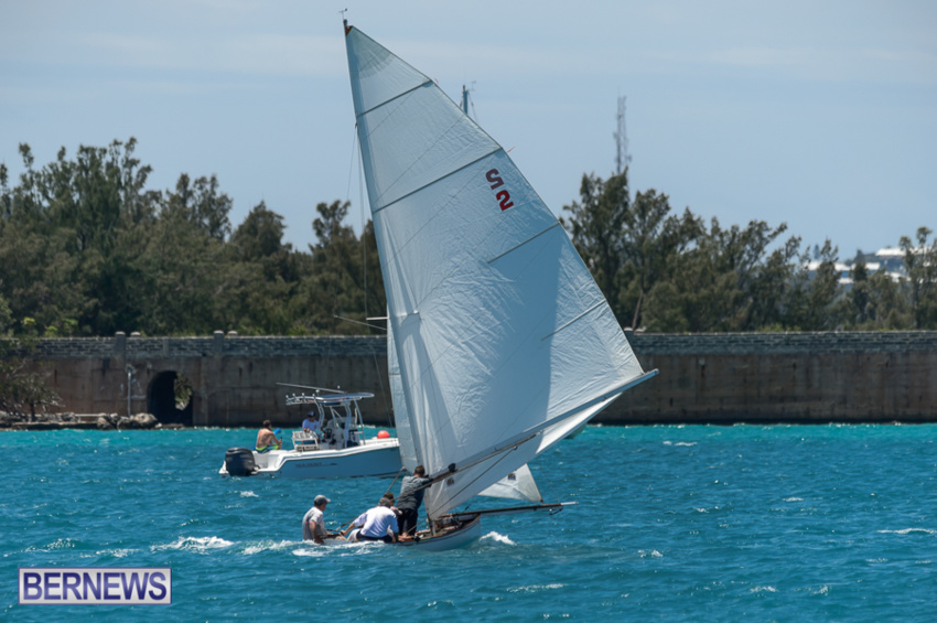fitted-dingy-races-st-george-may-2015-17