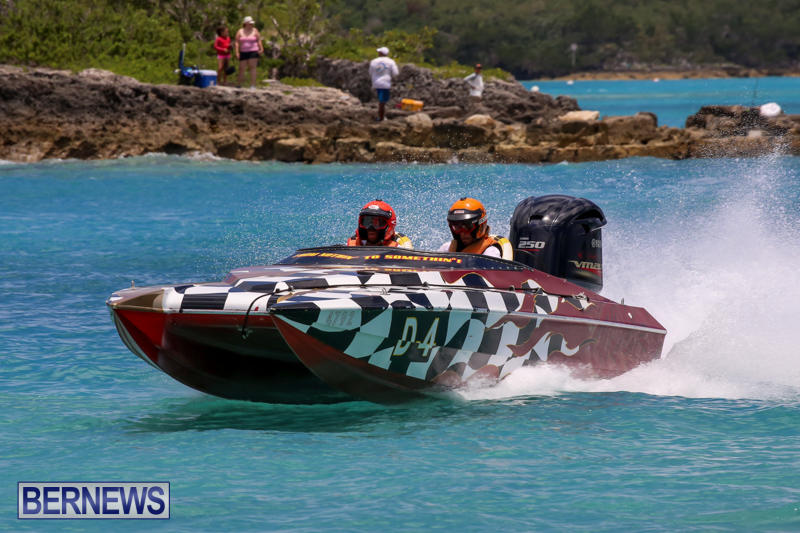 Powerboat-Racing-Bermuda-June-28-2015-1