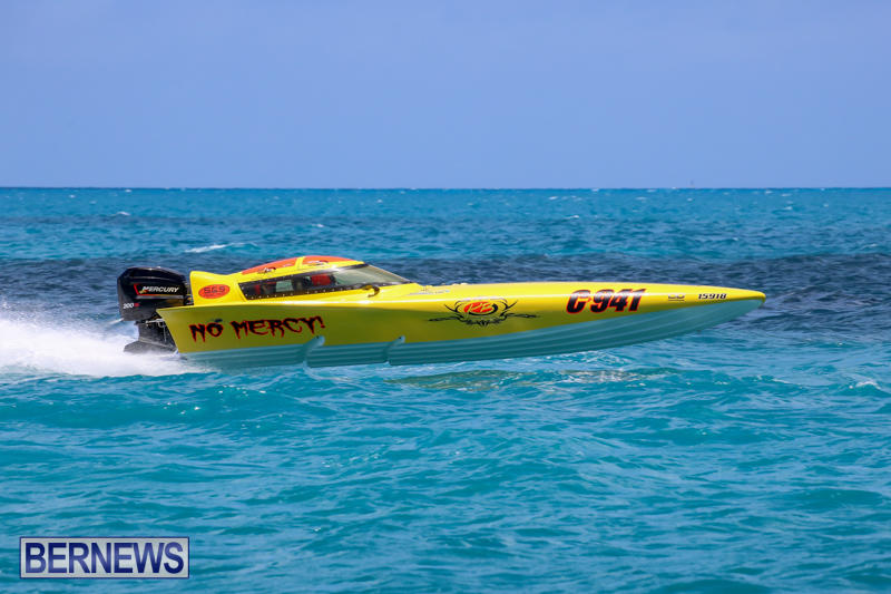 Powerboat-Racing-Bermuda-June-28-2015-15