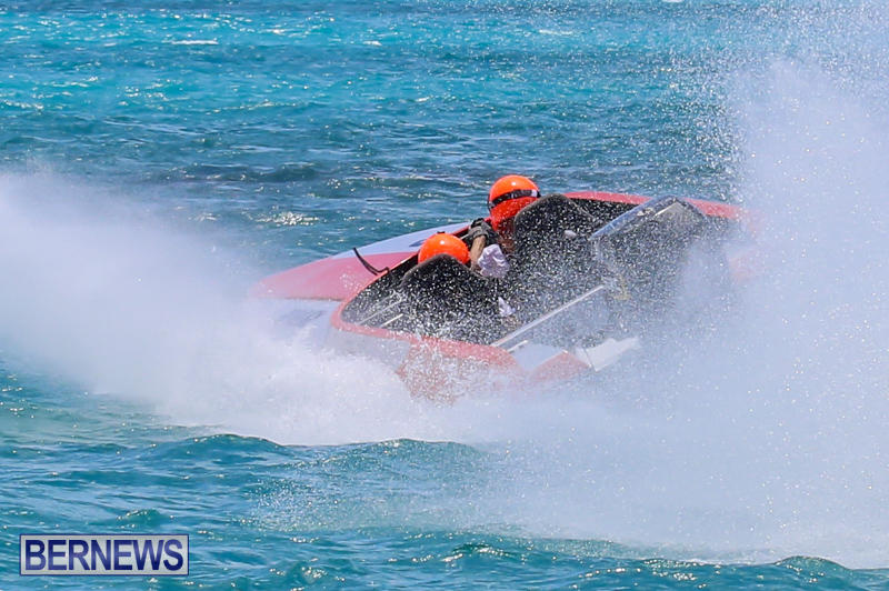 Powerboat-Racing-Bermuda-June-28-2015-21