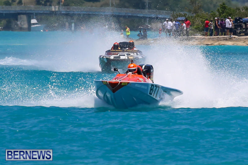Powerboat-Racing-Bermuda-June-28-2015-34