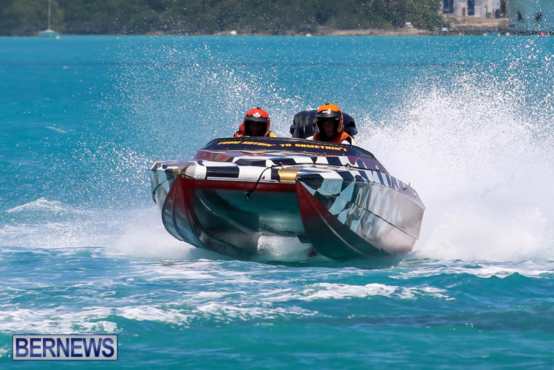 Powerboat-Racing-Bermuda-June-28-2015-36