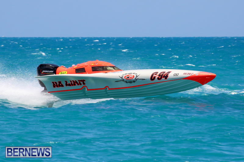 Powerboat-Racing-Bermuda-June-28-2015-44