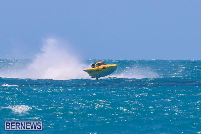 Powerboat-Racing-Bermuda-June-28-2015-47