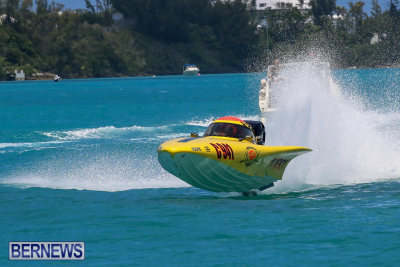 Powerboat-Racing-Bermuda-June-28-2015-57