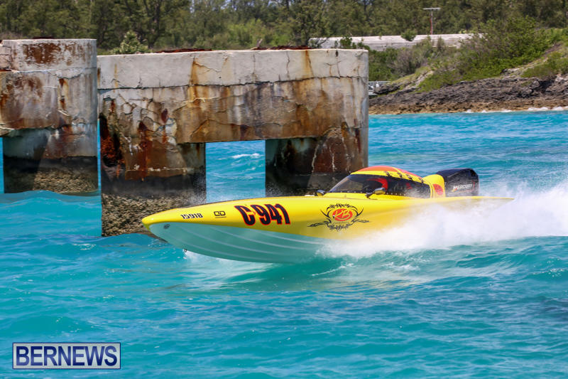 Powerboat-Racing-Bermuda-June-28-2015-58