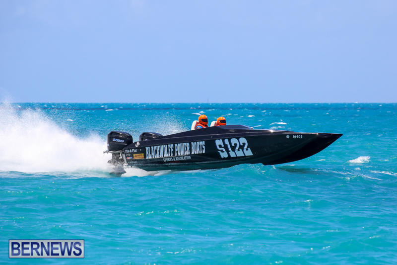Powerboat-Racing-Bermuda-June-28-2015-62
