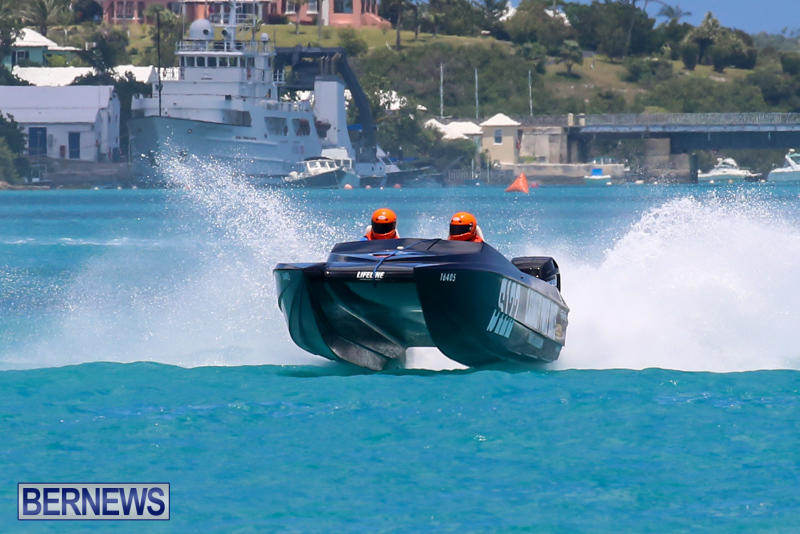 Powerboat-Racing-Bermuda-June-28-2015-66