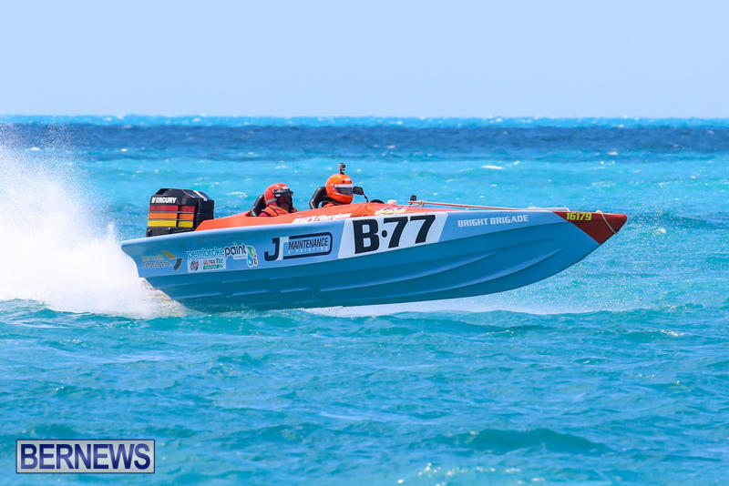 Powerboat-Racing-Bermuda-June-28-2015-73